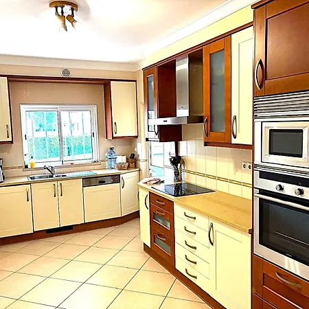아파트 2 Bed, South Facing, Walk To & Vilamoura Marina