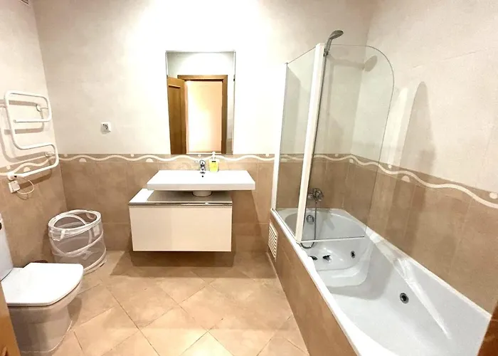 2 Bed, South Facing, Walk To & Vilamoura Marina Appartement
